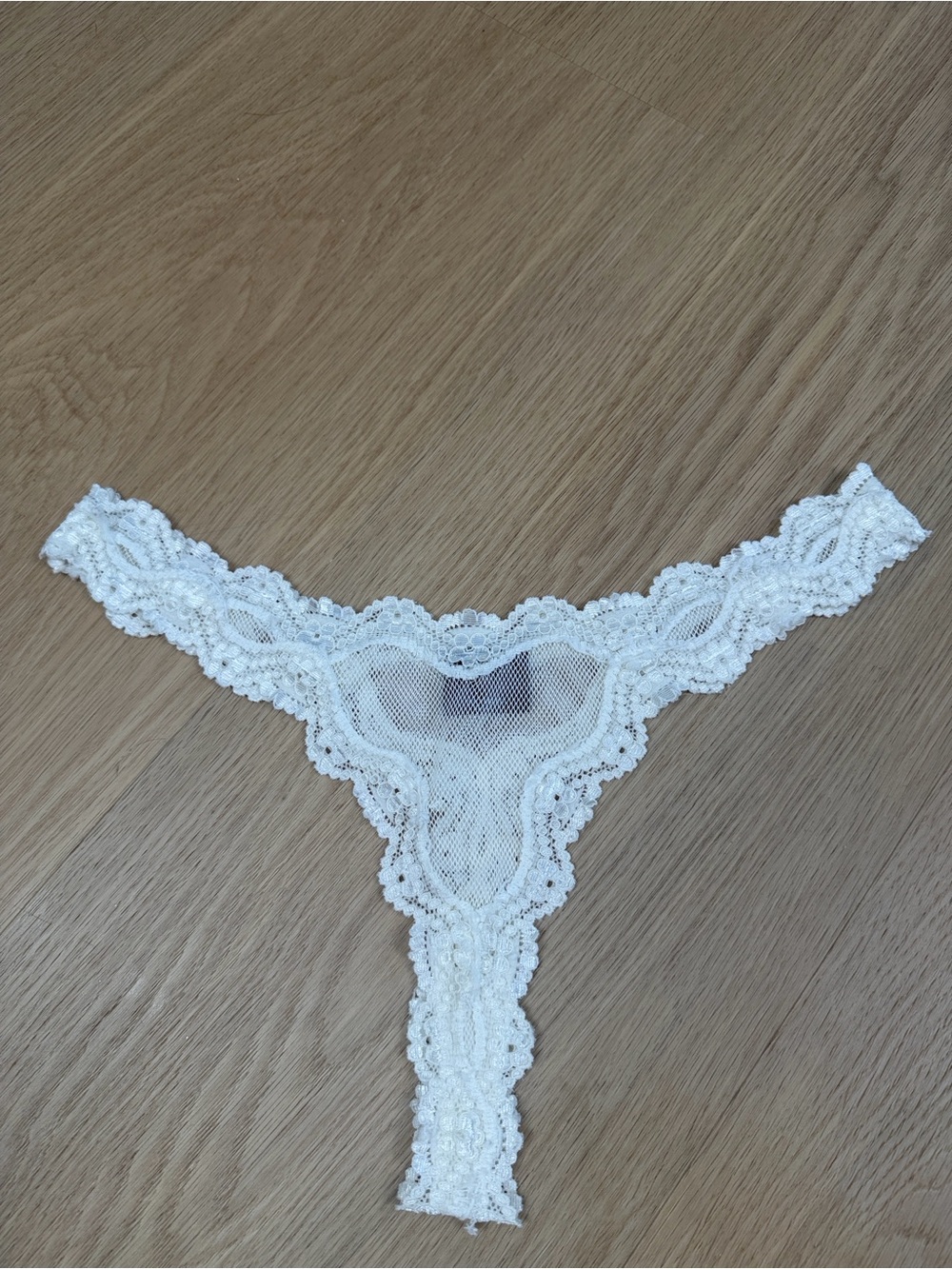 2005 Y2K Vintage Victoria’s Secret Low Rise Thong Panty L